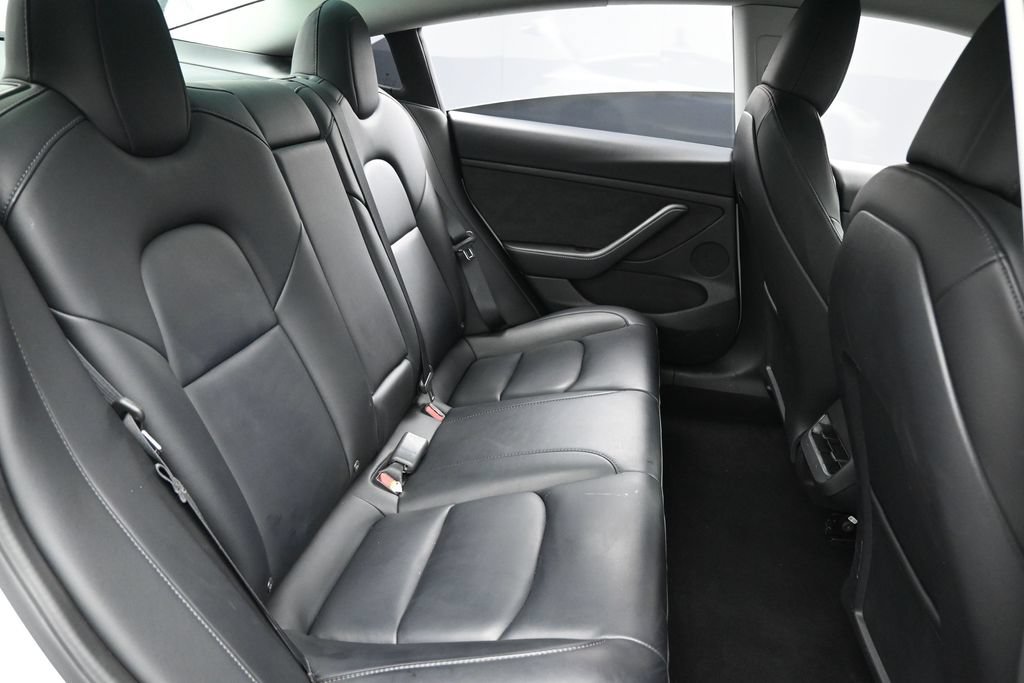 Used 2022 Tesla Model 3 Long Range AWD/4WD image 31