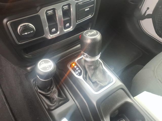 Used 2018 Jeep Wrangler Sport S image 23