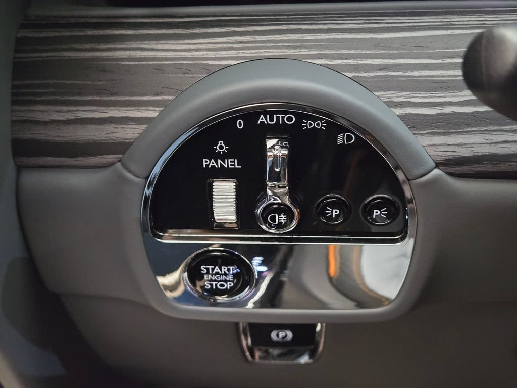 Certified 2024 Rolls-Royce Spectre w/ Spectre Launch Package AWD/4WD image 40