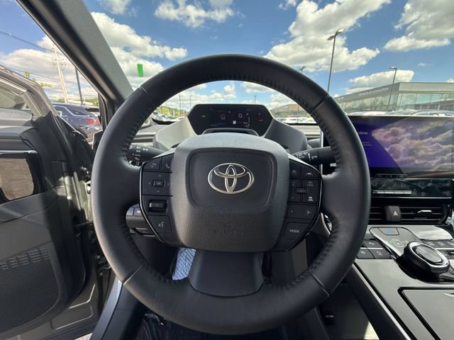 Used 2024 Toyota bZ4X AWD image 14