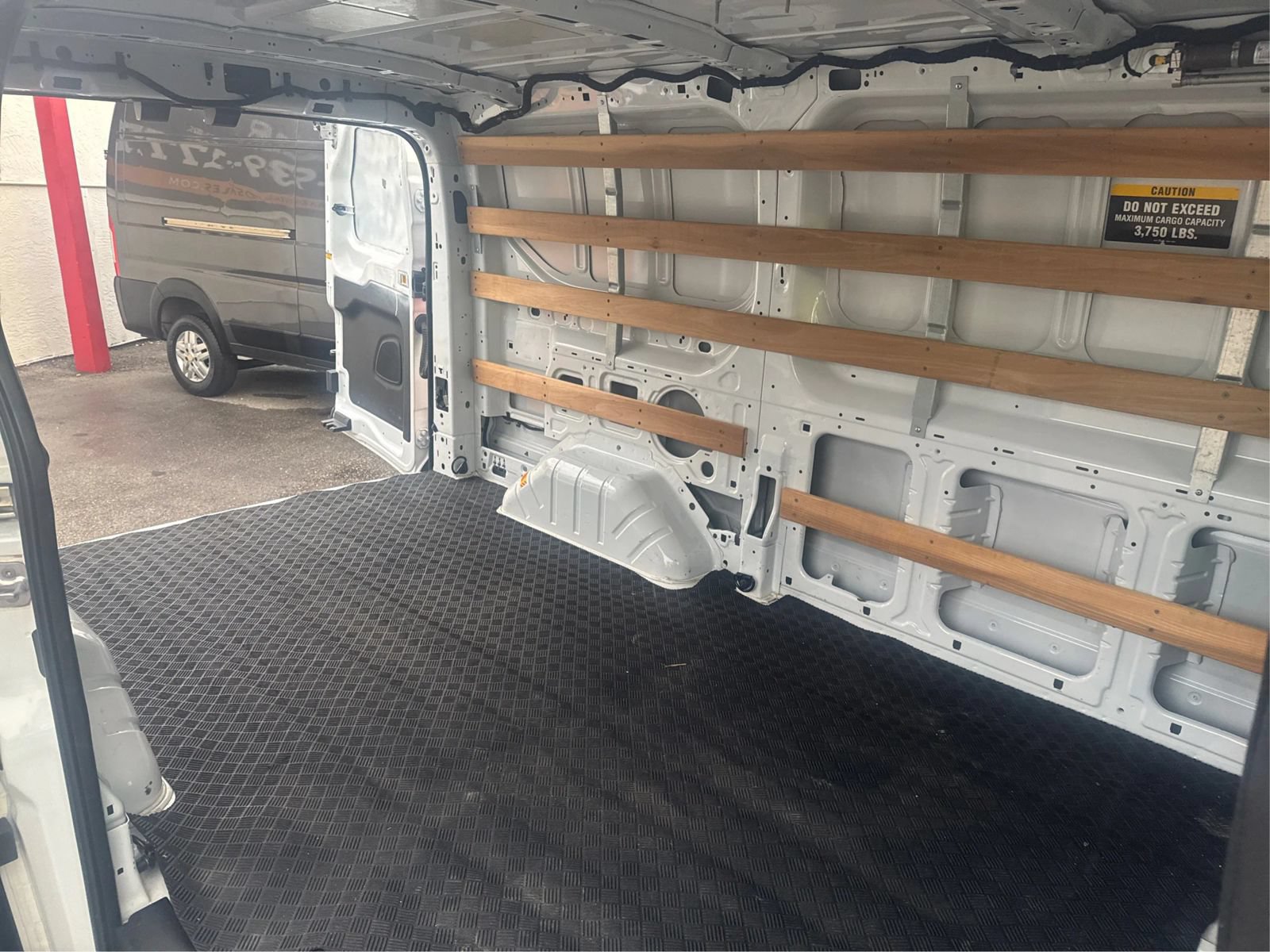 Used 2023 Ford Transit 250 Low Roof w/ Exterior Upgrade Package RWD image 17