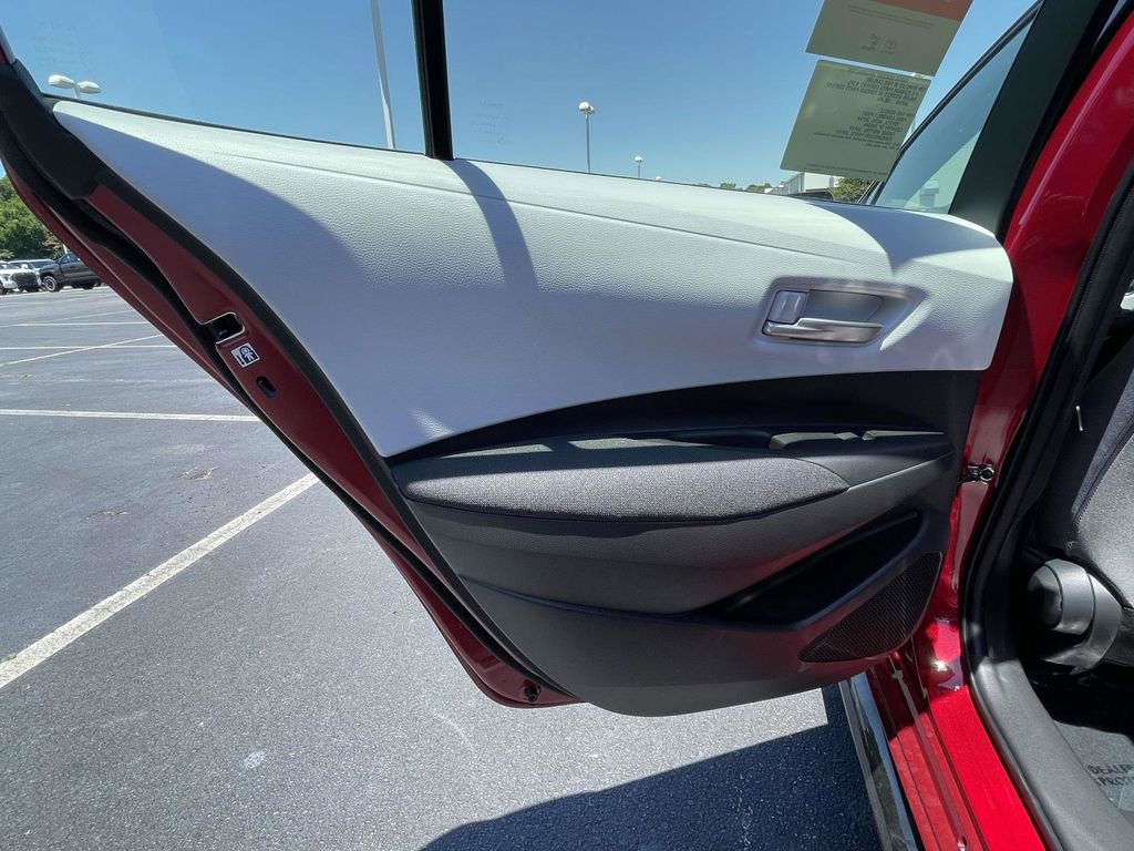 New 2026 Toyota Corolla SE FWD image 18