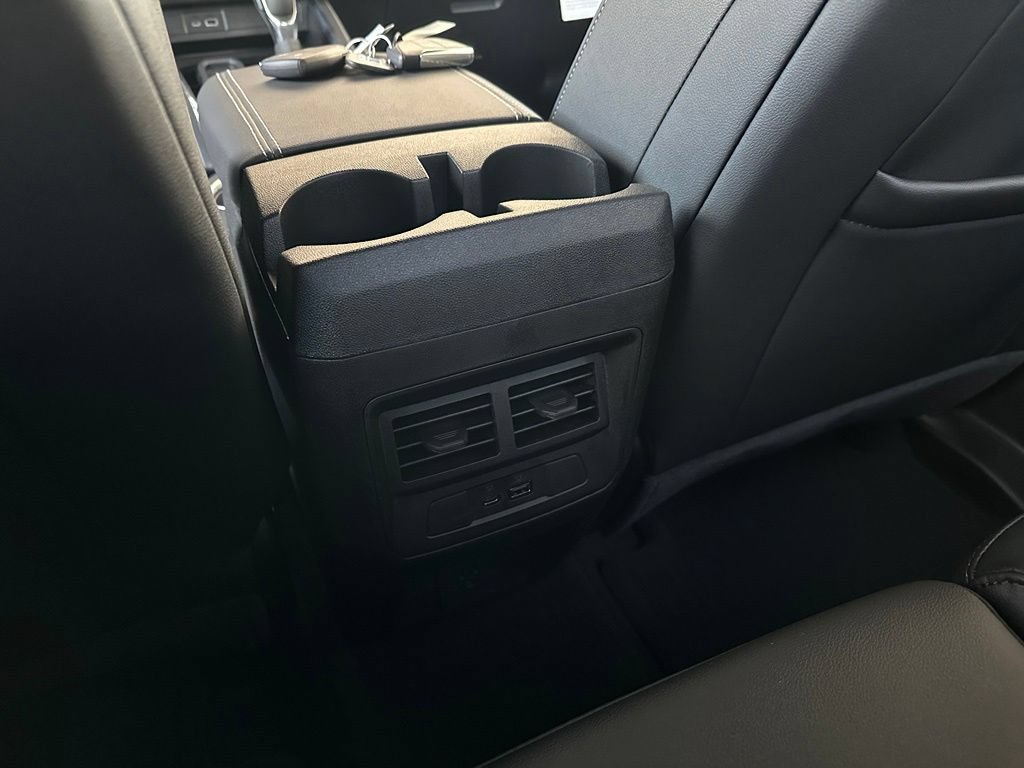 New 2026 GMC Canyon Elevation w/ Convenience Package RWD image 21