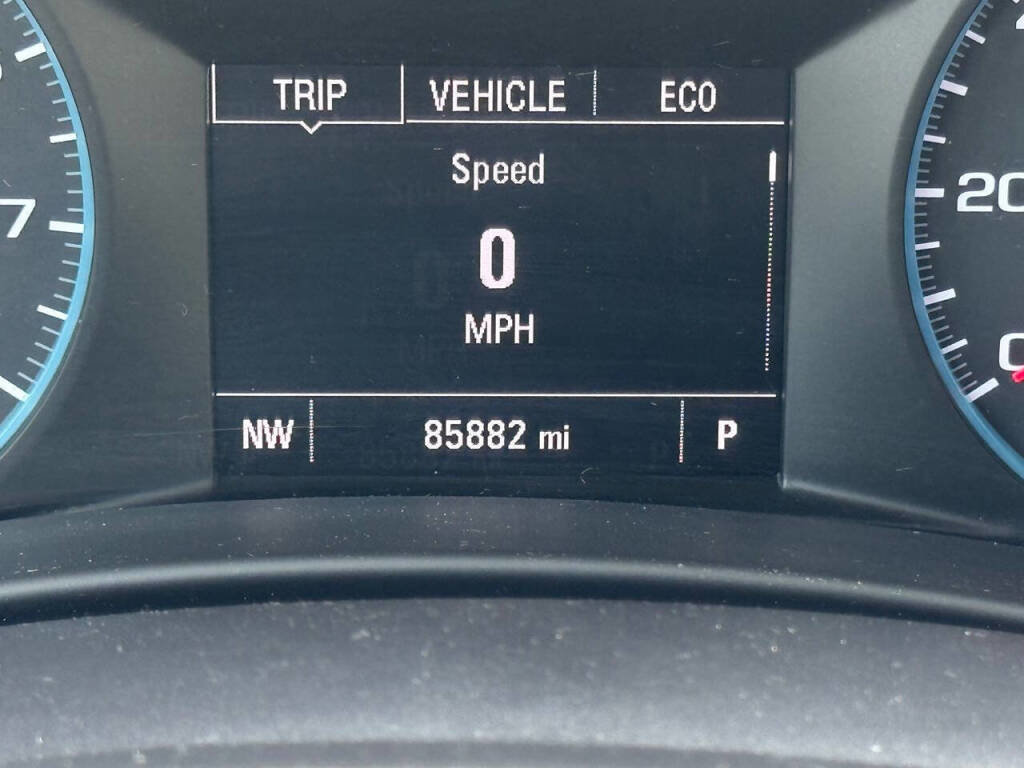 Used 2018 Chevrolet Equinox LS image 17