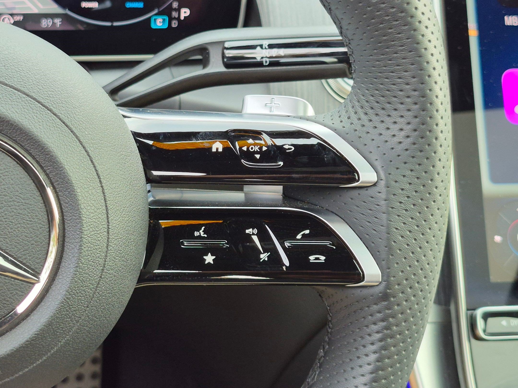 Certified 2025 Mercedes-Benz GLC 300 4MATIC w/ AMG Line image 20