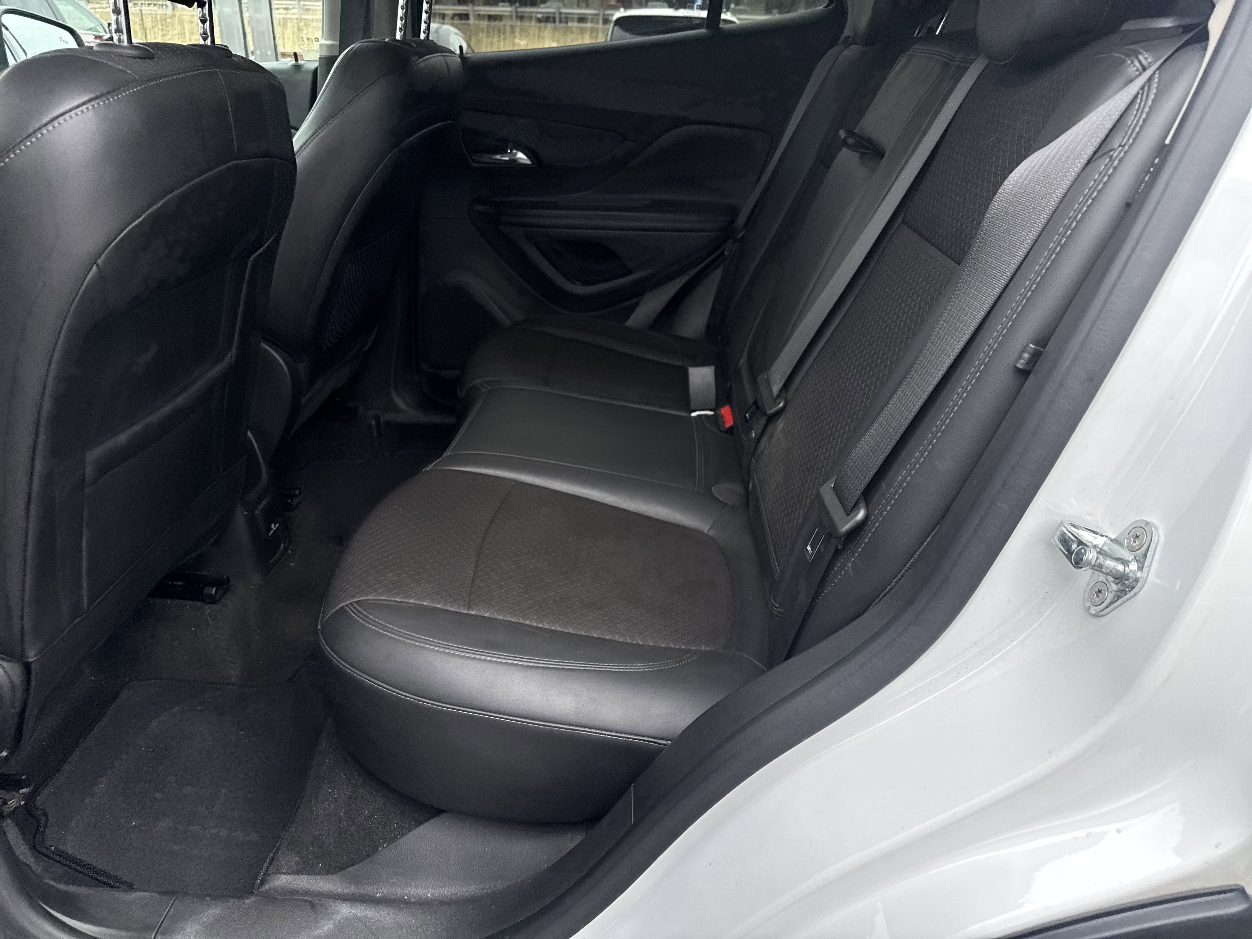 Used 2019 Buick Encore Preferred w/ Safety Package image 13