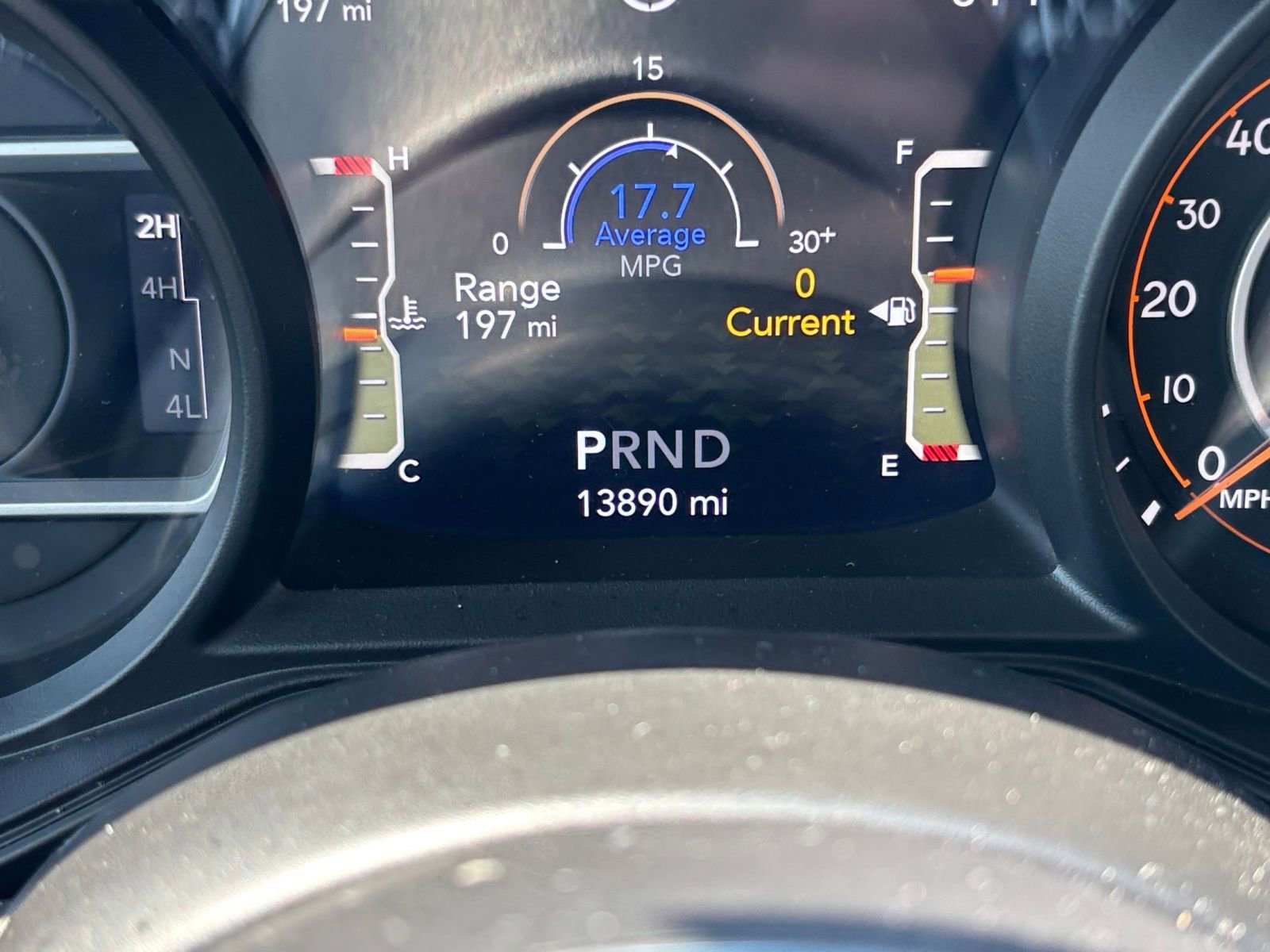 Used 2025 Jeep Wrangler Sahara image 38