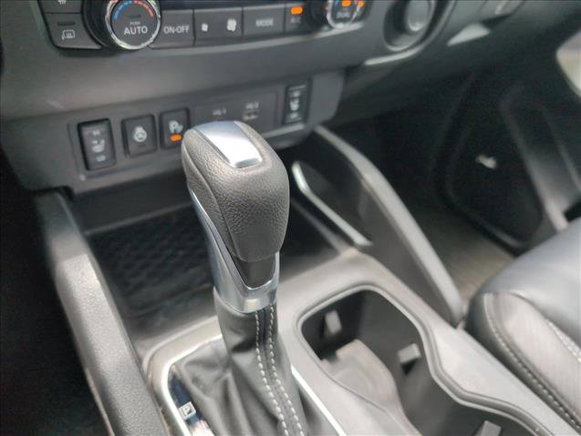 Used 2024 Nissan Frontier SL w/ Technology Package AWD/4WD image 14