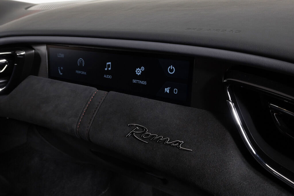 Certified 2021 Ferrari Roma image 41