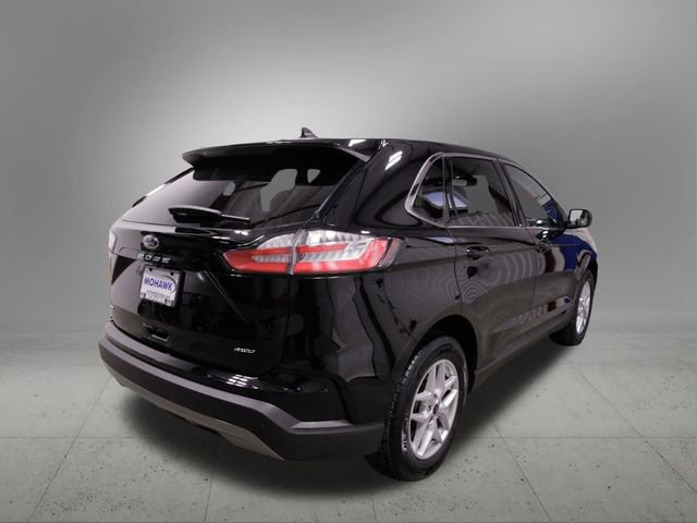 Used 2024 Ford Edge SEL image 7