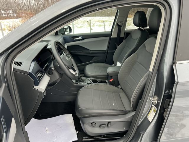 Used 2022 Volkswagen Taos SE image 21
