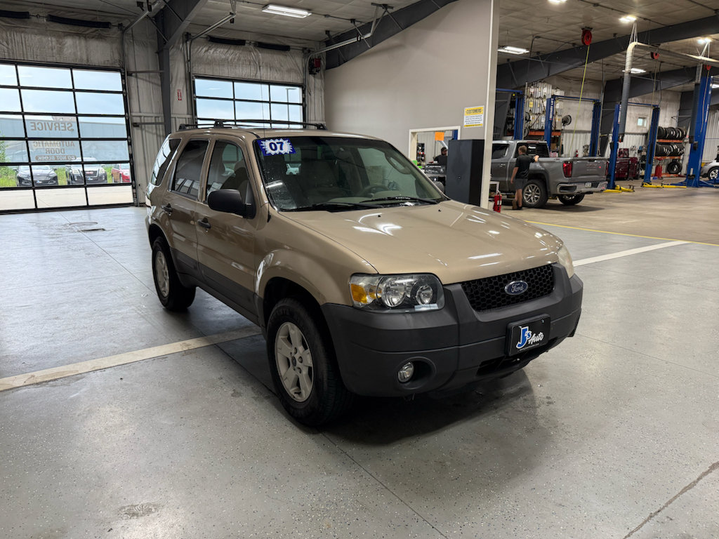 Used 2007 Ford Escape XLT AWD/4WD image 4