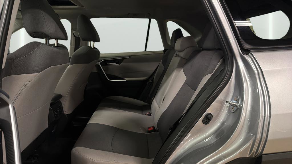 Used 2025 Toyota RAV4 XLE w/ Convenience Package AWD/4WD image 25