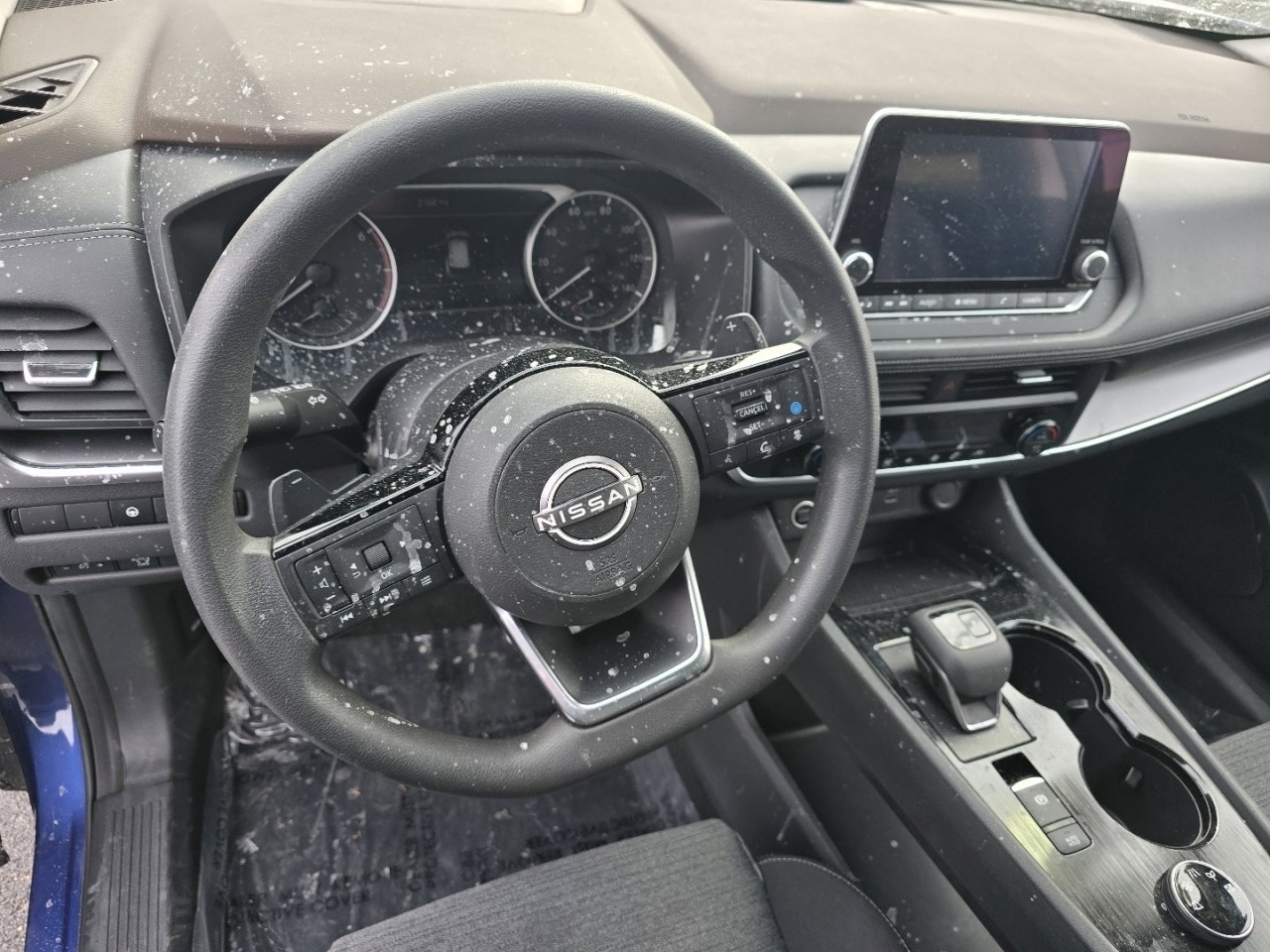 Used 2023 Nissan Rogue SV image 17