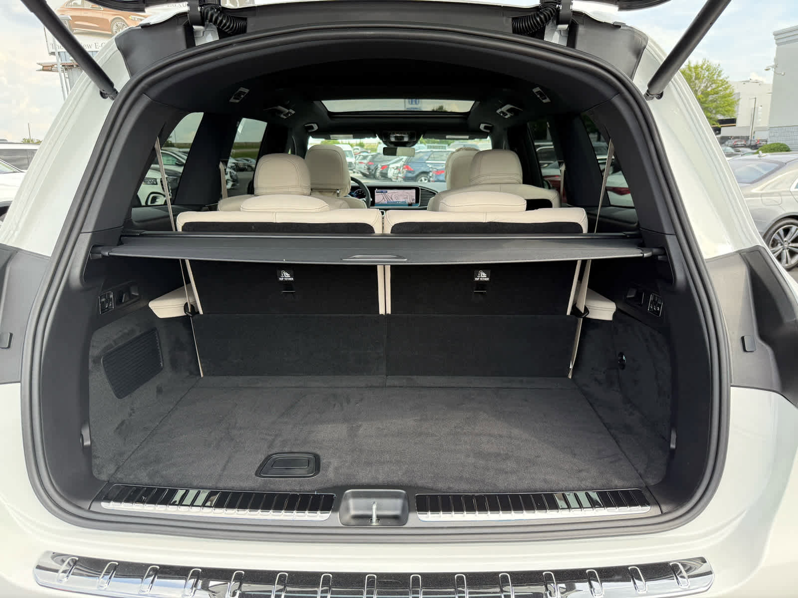 New 2026 Mercedes-Benz GLS 580 4MATIC image 35