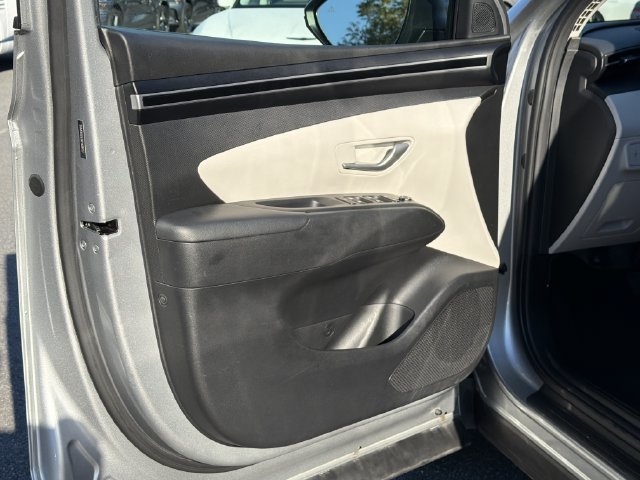 Certified 2024 Hyundai Tucson SEL FWD image 12