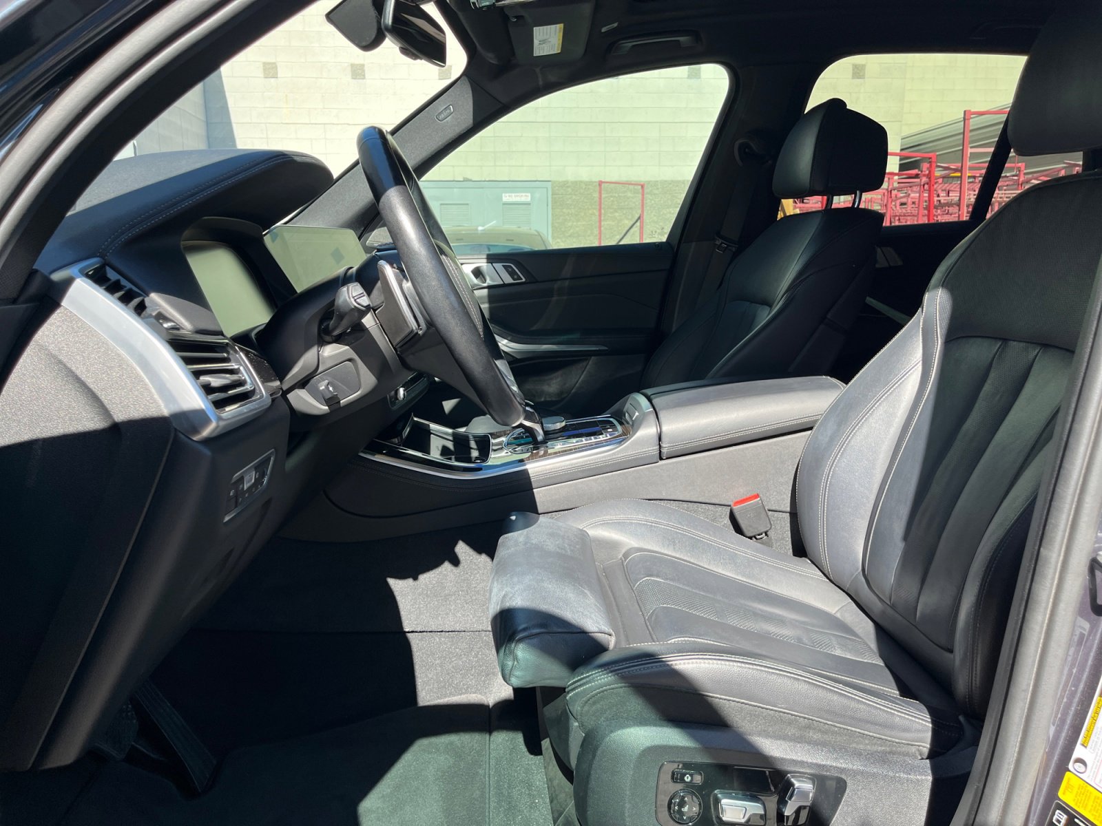 Used 2019 BMW X5 xDrive50i w/ Premium Package 2 AWD/4WD image 12