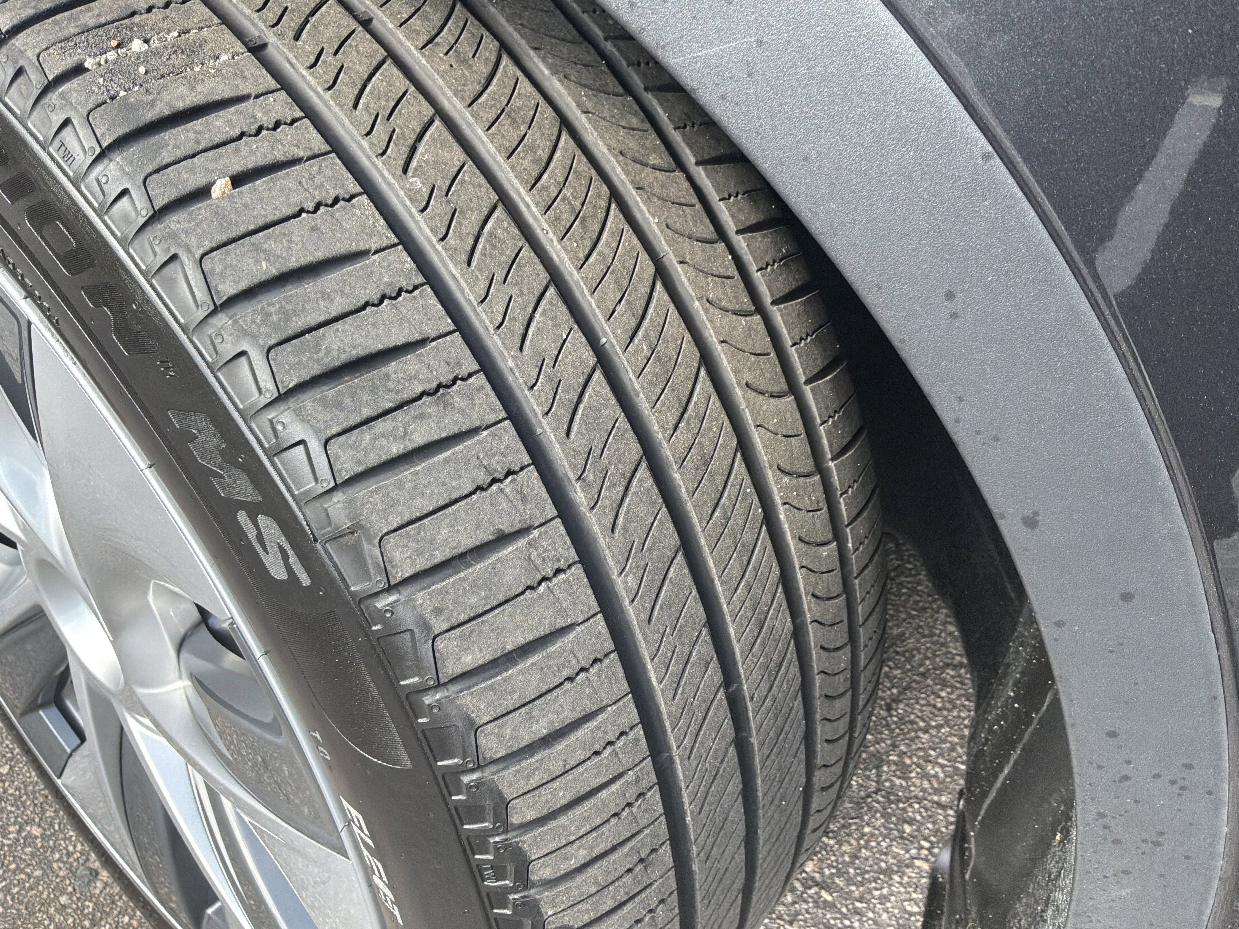 Used 2024 Tesla Model Y Long Range image 15