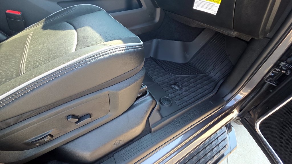 New 2026 RAM 3500 Laramie w/ Night Edition AWD/4WD image 13