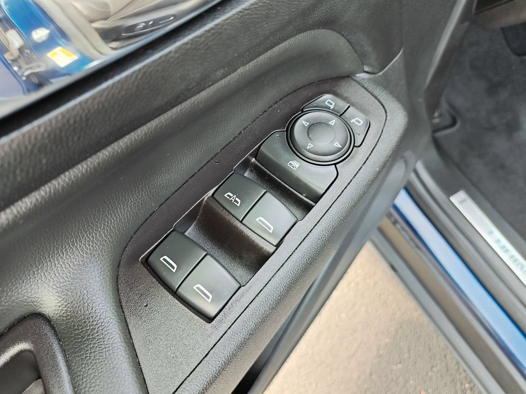 Used 2021 Chevrolet Equinox Premier FWD image 11