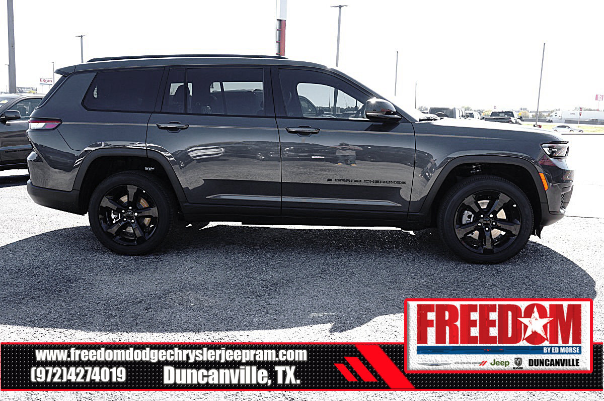 New 2025 Jeep Grand Cherokee L Altitude AWD/4WD image 6