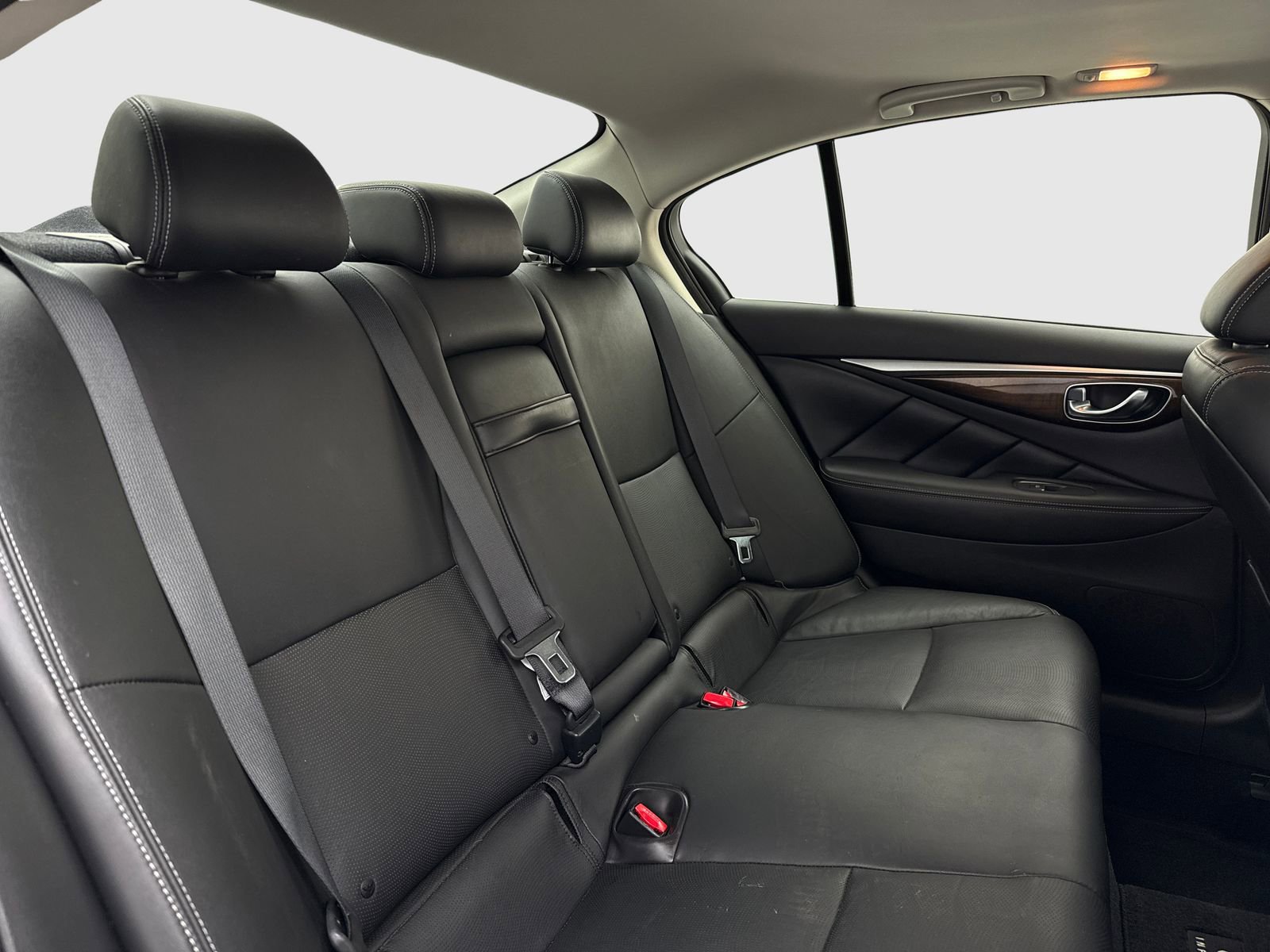 Used 2014 INFINITI Q50 Premium w/ Deluxe Touring Package AWD/4WD image 44