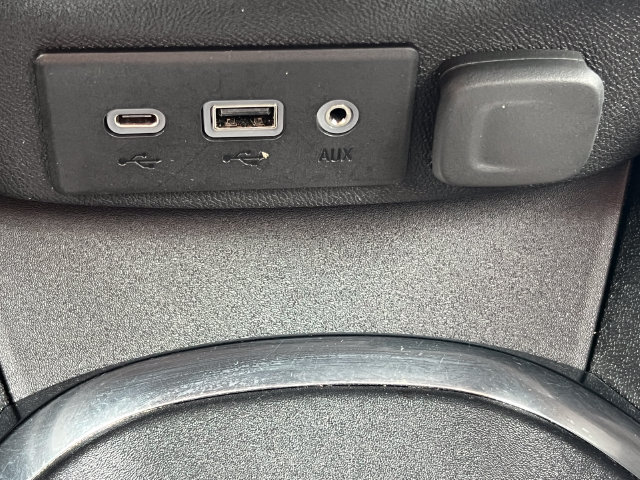 Used 2025 Chevrolet Malibu LT FWD image 24