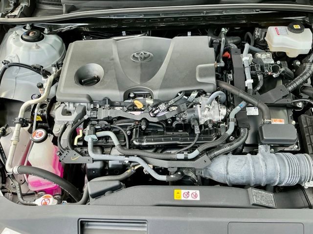 Used 2024 Toyota Camry SE FWD image 7