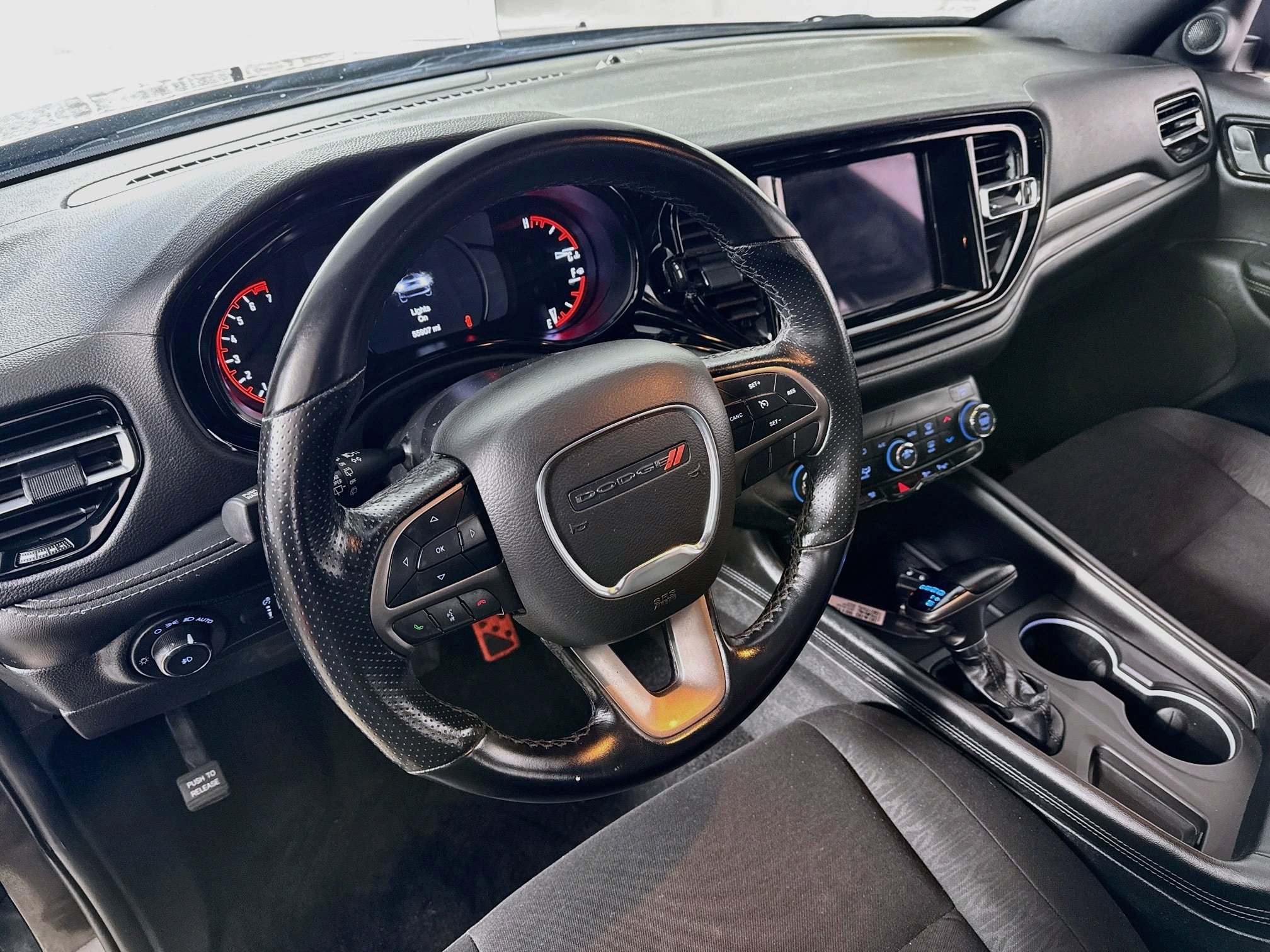 Used 2022 Dodge Durango SXT w/ Blacktop Package AWD/4WD image 11