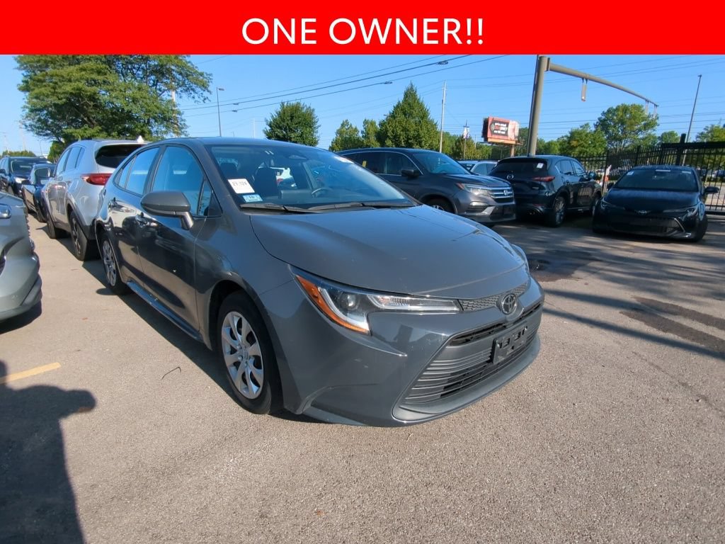 Used 2024 Toyota Corolla LE FWD image 3