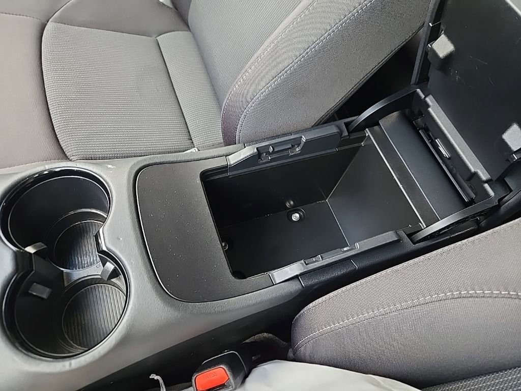 Used 2021 Toyota Venza LE image 33