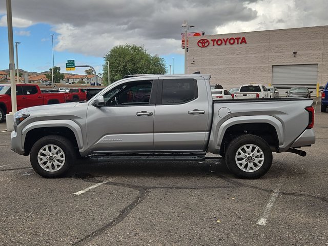 Used 2024 Toyota Tacoma SR5 RWD image 9