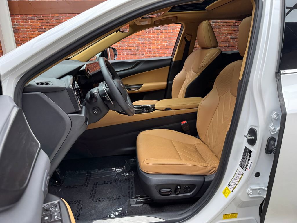 Used 2023 Lexus NX 350 AWD image 21