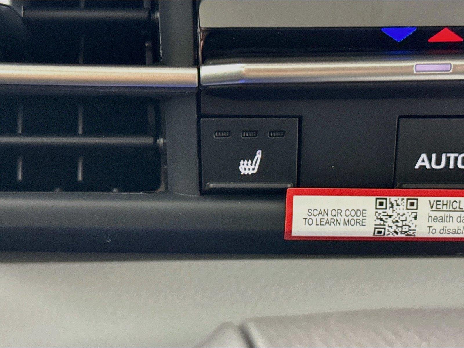 New 2026 Toyota Sienna XLE FWD image 8