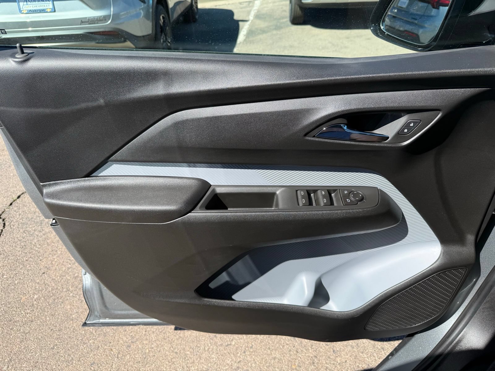 New 2027 Chevrolet Bolt RS w/ Technology Package FWD image 11