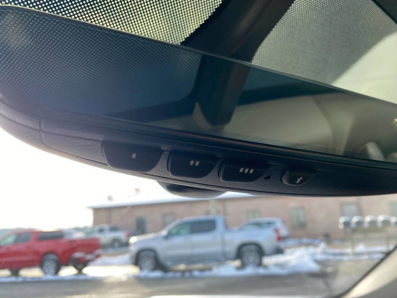 Used 2022 Volkswagen Atlas SE w/ Panoramic Sunroof Package image 23