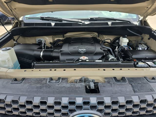 Used 2018 Toyota Tundra SR5 w/ TRD Off Road Package image 29