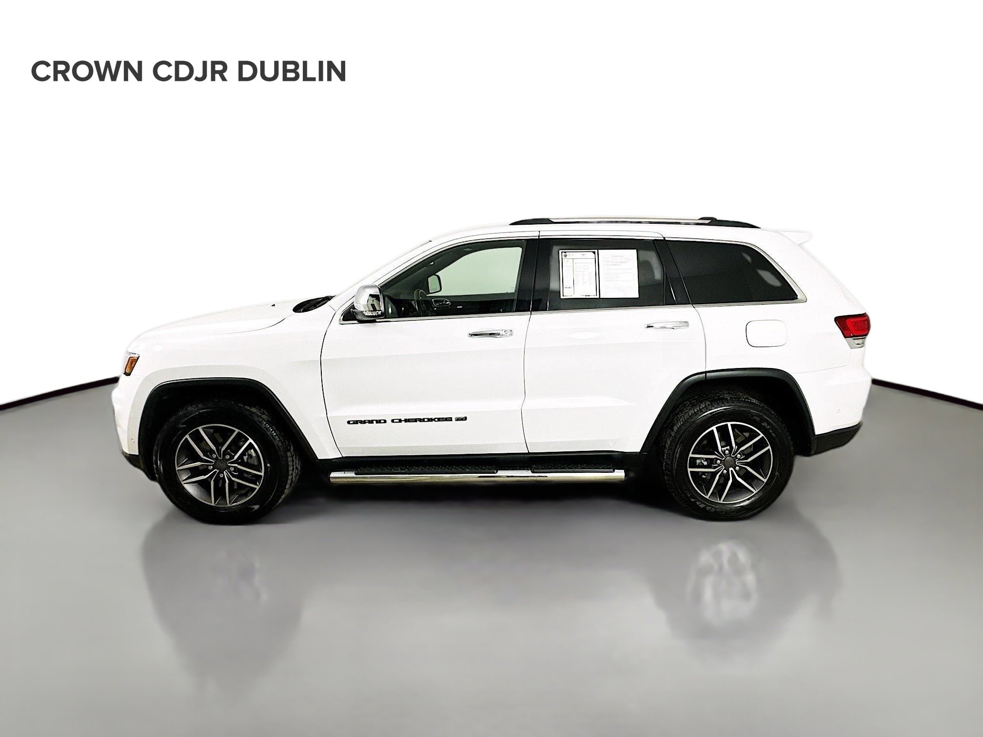 Used 2022 Jeep Grand Cherokee Limited w/ Trailer Tow Group IV image 9