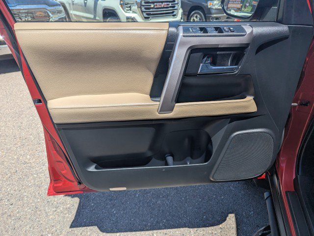 Used 2019 Toyota 4Runner SR5 Premium AWD/4WD image 9