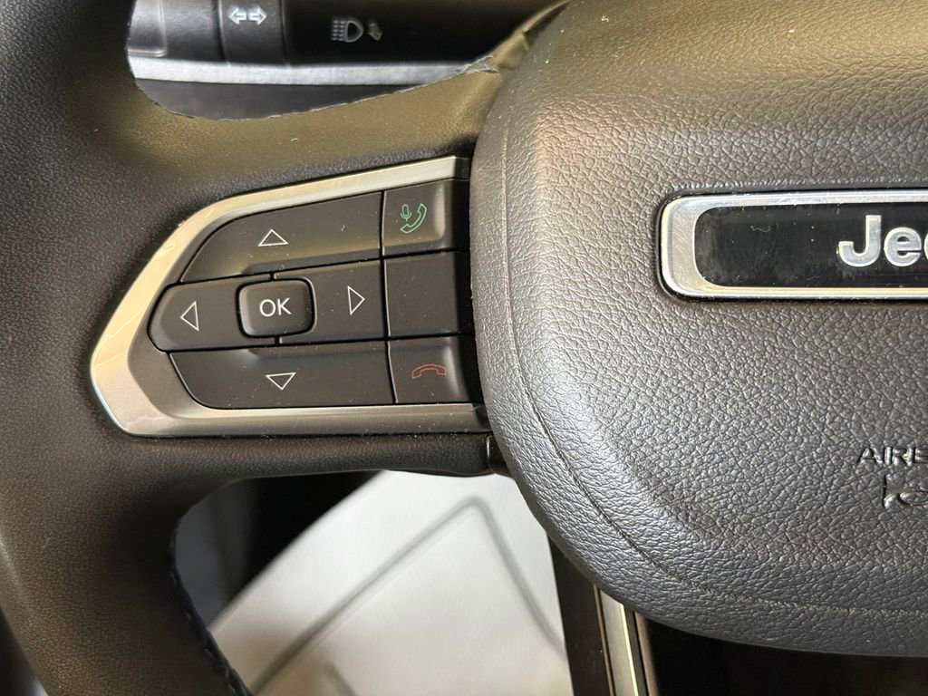 Used 2022 Jeep Compass Latitude AWD/4WD image 10