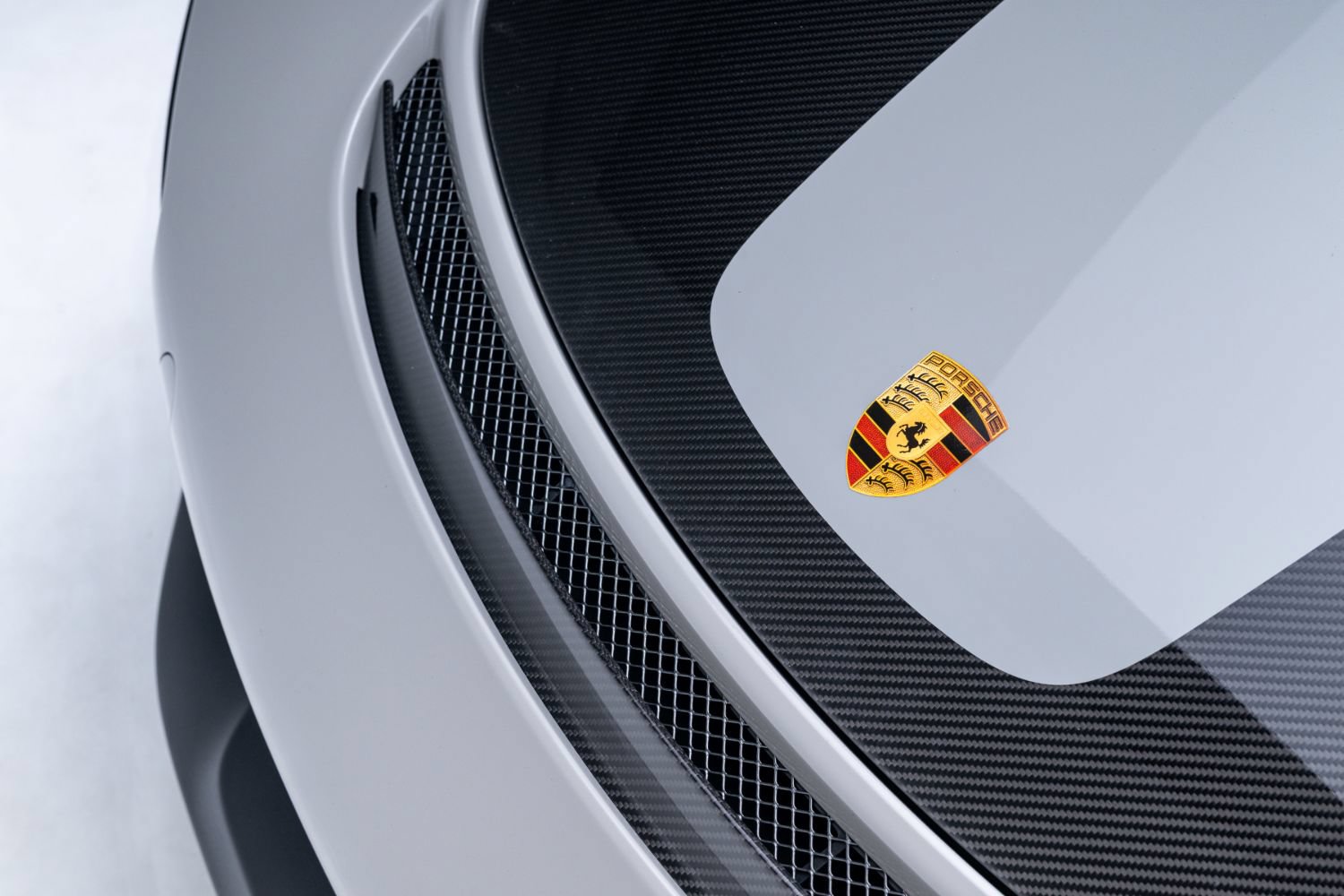 Used 2018 Porsche 911 GT2 RS RWD image 24