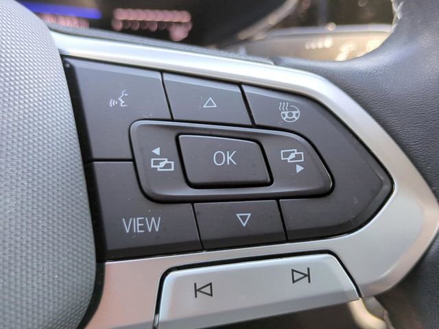Used 2023 Volkswagen Taos SE image 30