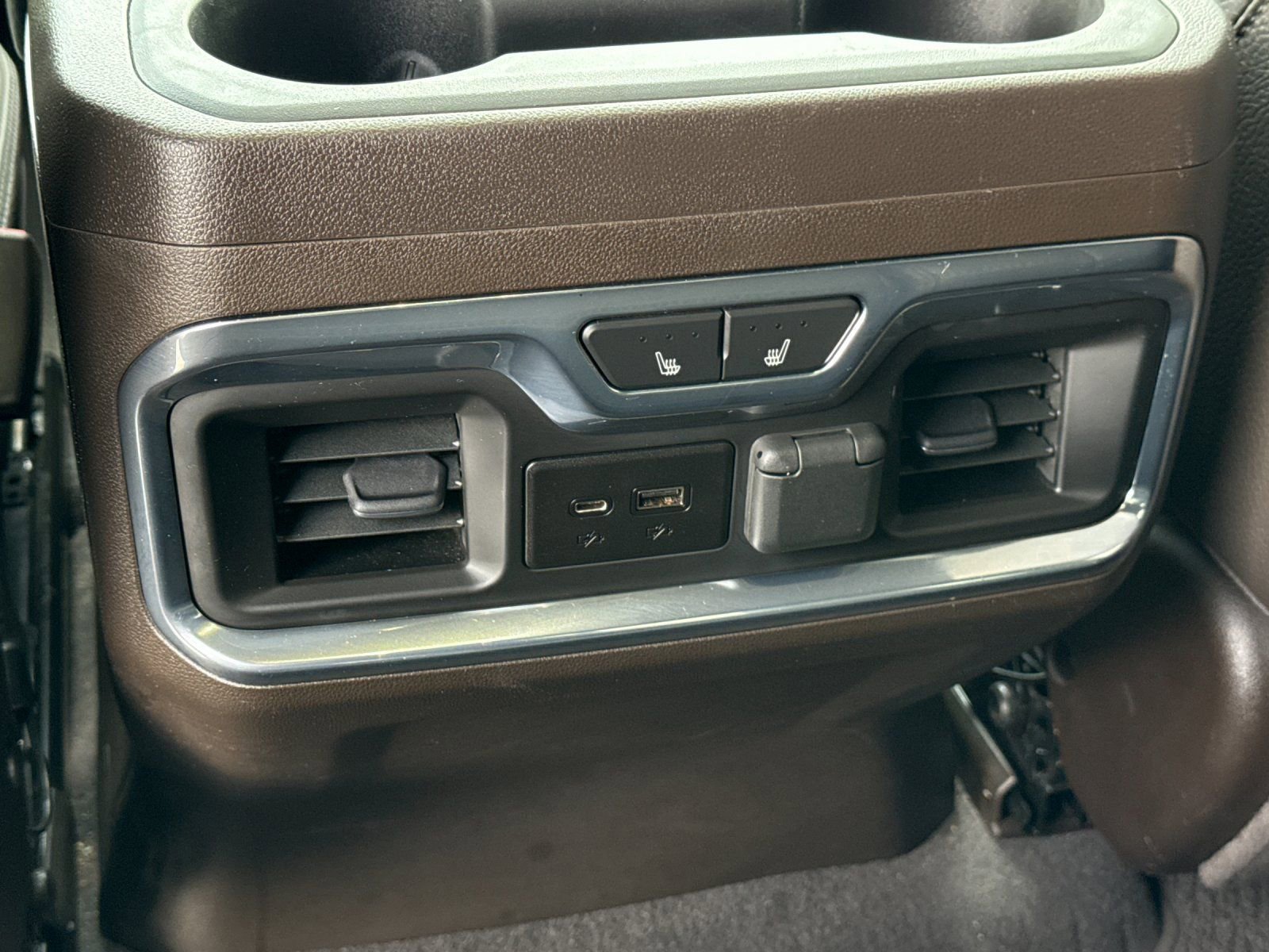 Used 2021 GMC Sierra 2500 Denali w/ Denali Ultimate Package image 14