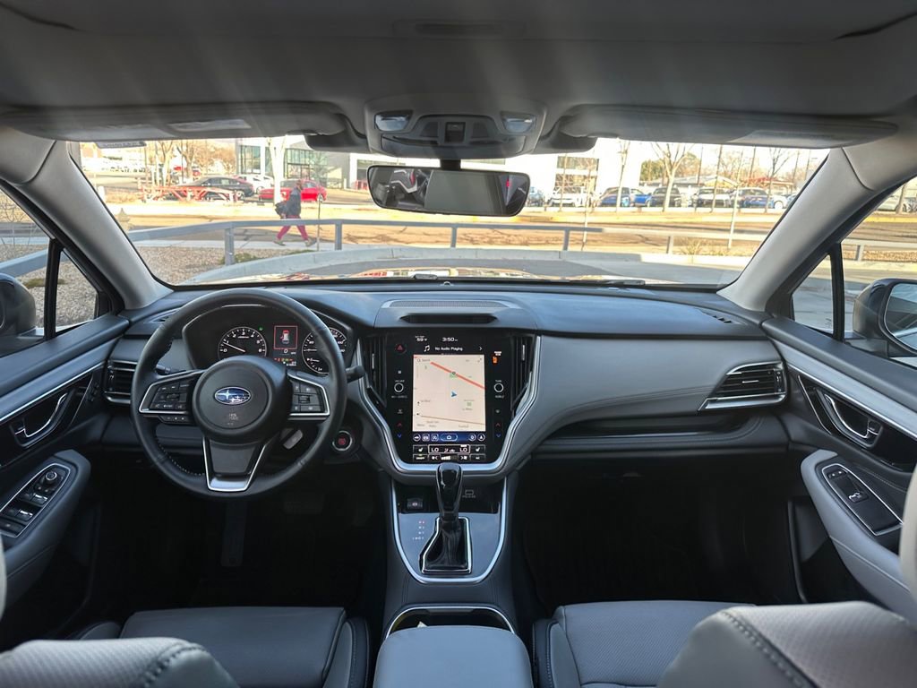 Used 2025 Subaru Outback Limited image 19