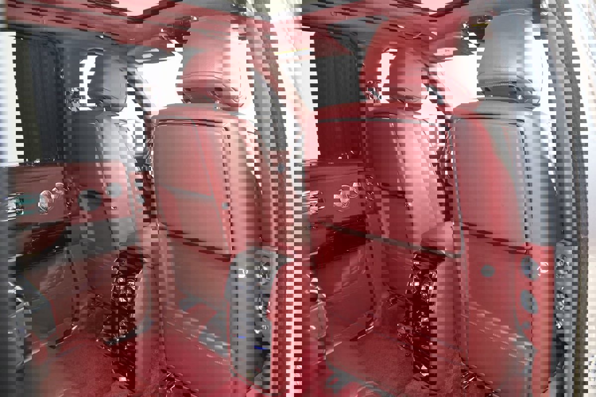 Used 2020 Rolls-Royce Cullinan image 19