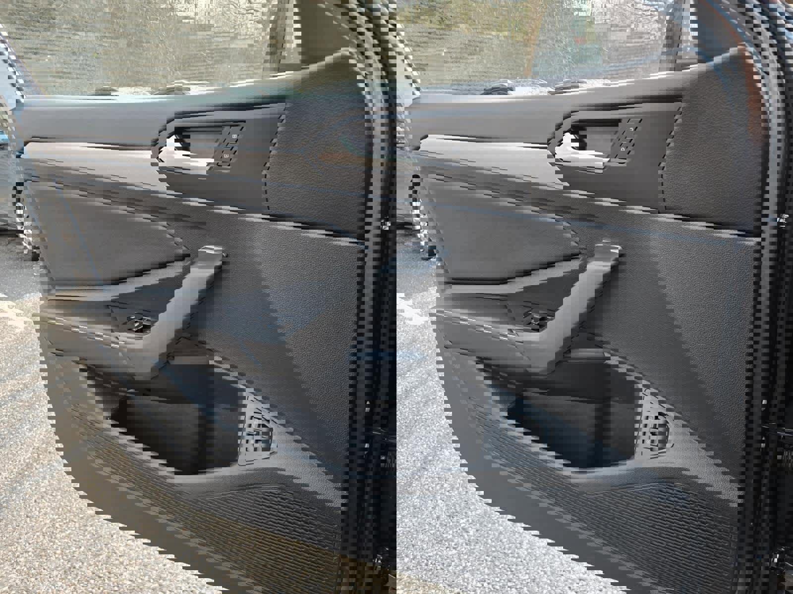 Certified 2024 Volkswagen Jetta SE image 22