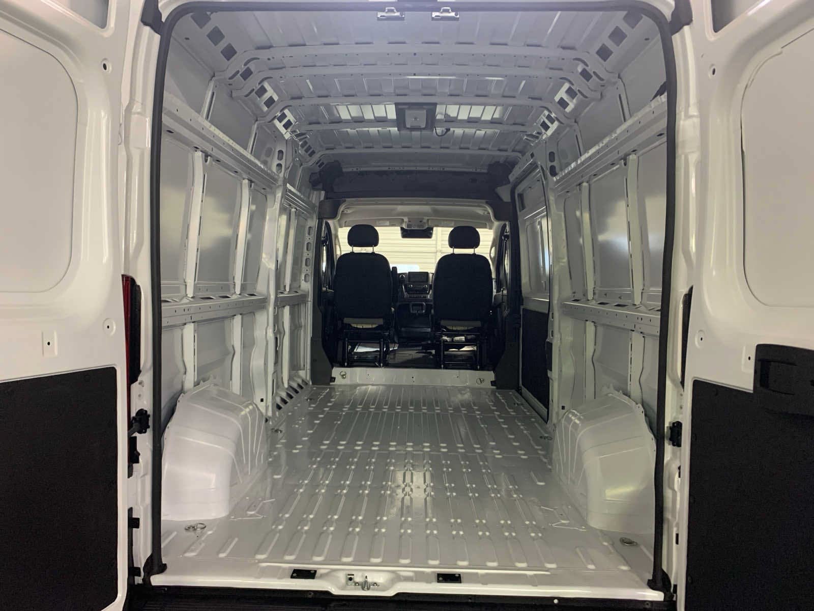 New 2026 RAM ProMaster 2500 w/ Convenience Group FWD image 9