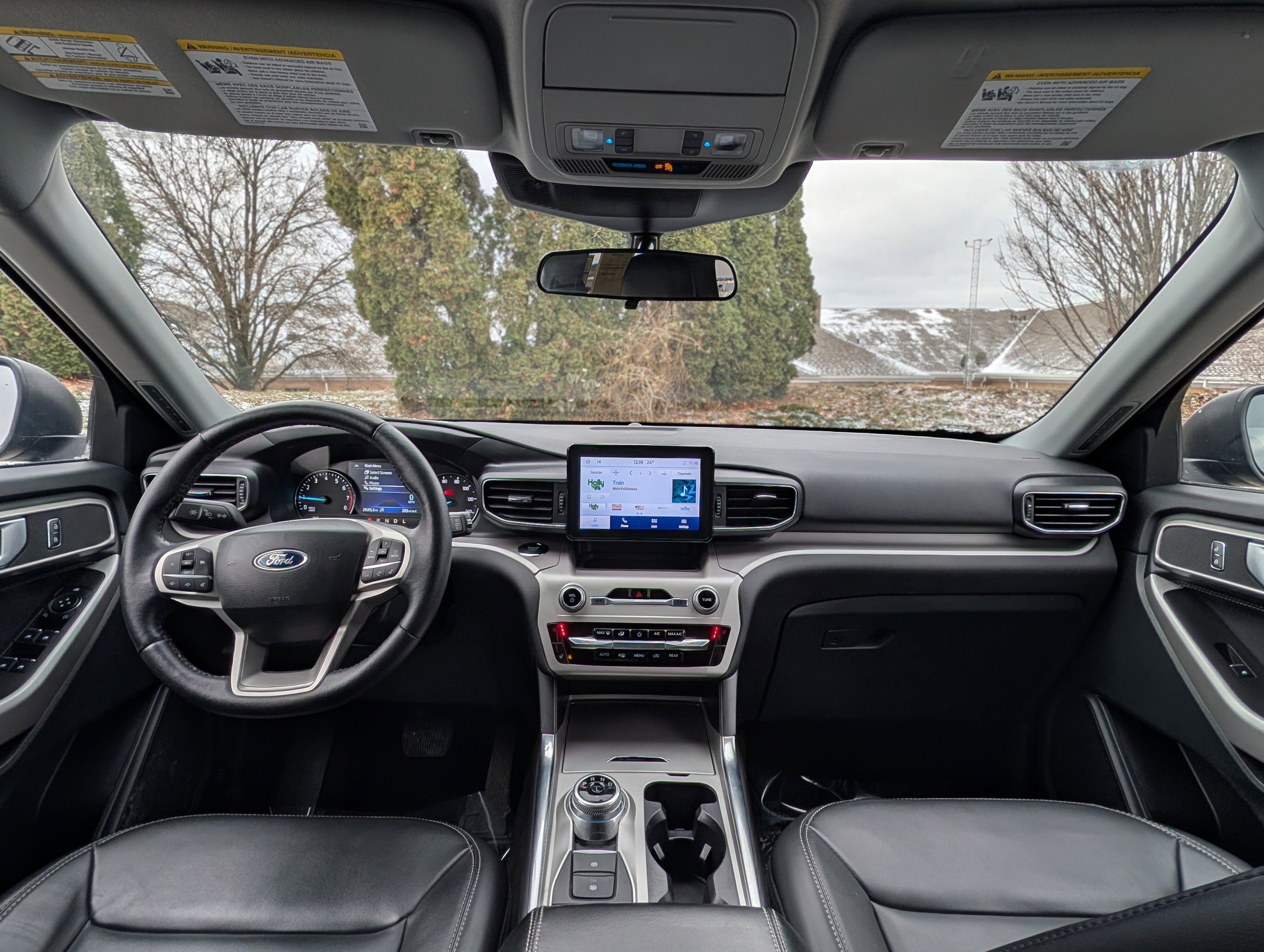 Used 2023 Ford Explorer XLT w/ Equipment Group 202A image 12