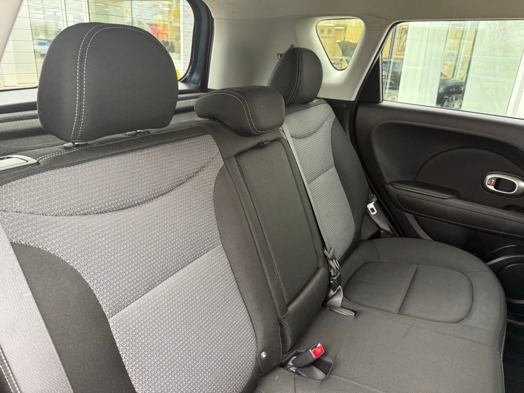 Used 2017 Kia Soul + image 22