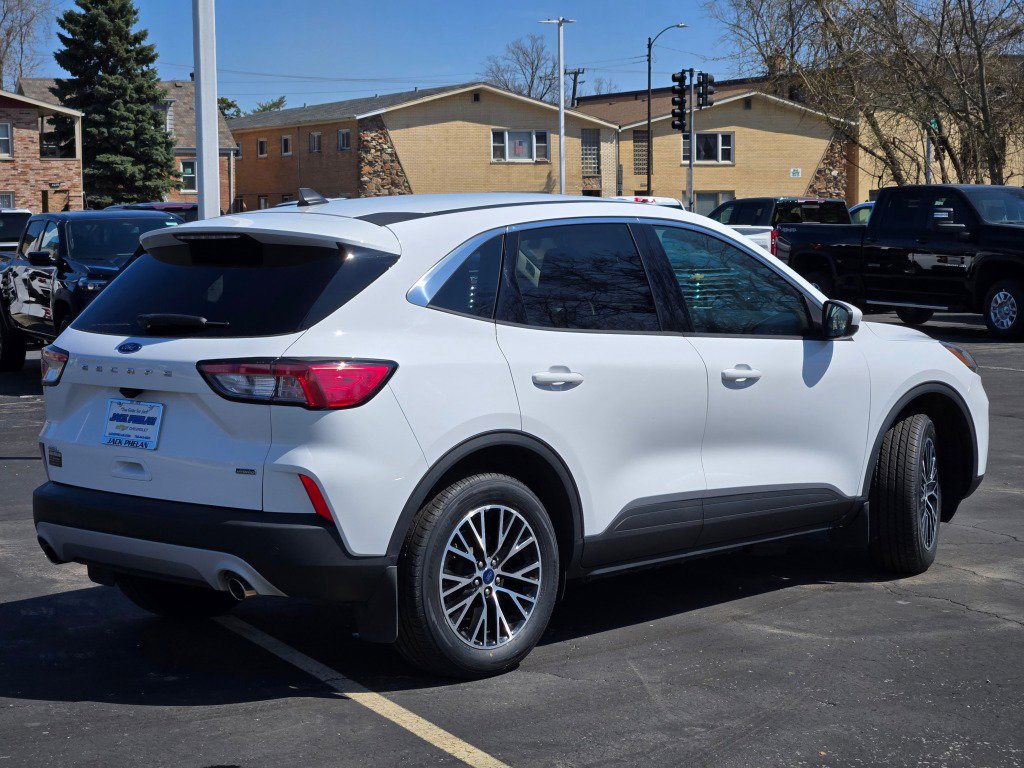 Used 2022 Ford Escape SEL w/ Technology Package image 11